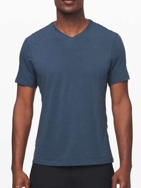 Lululemon Athletica Men’s Tee Shirt V-Neck